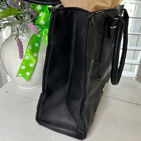 Steve Madden Black Carryall Tote - Picture 3 of 9